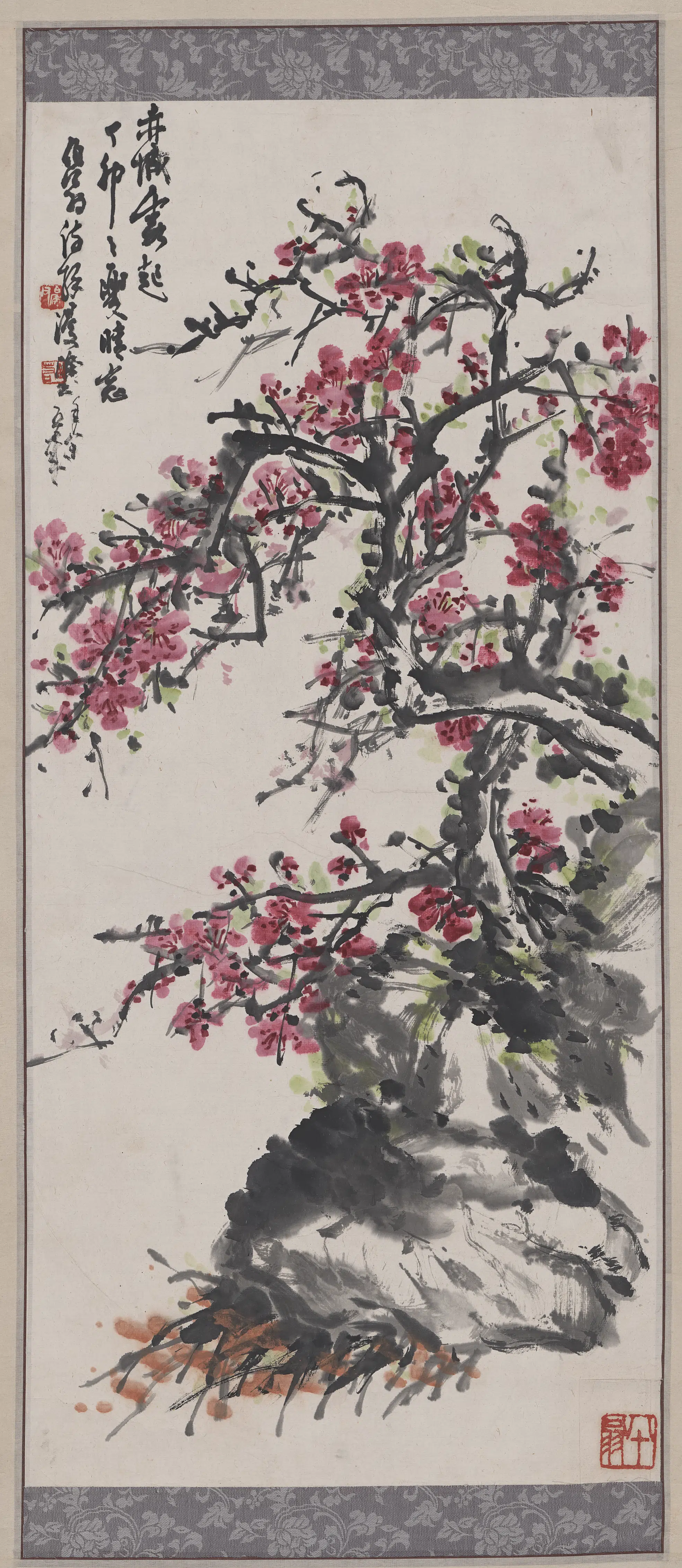 近现代【刘伯年】《梅花图轴》