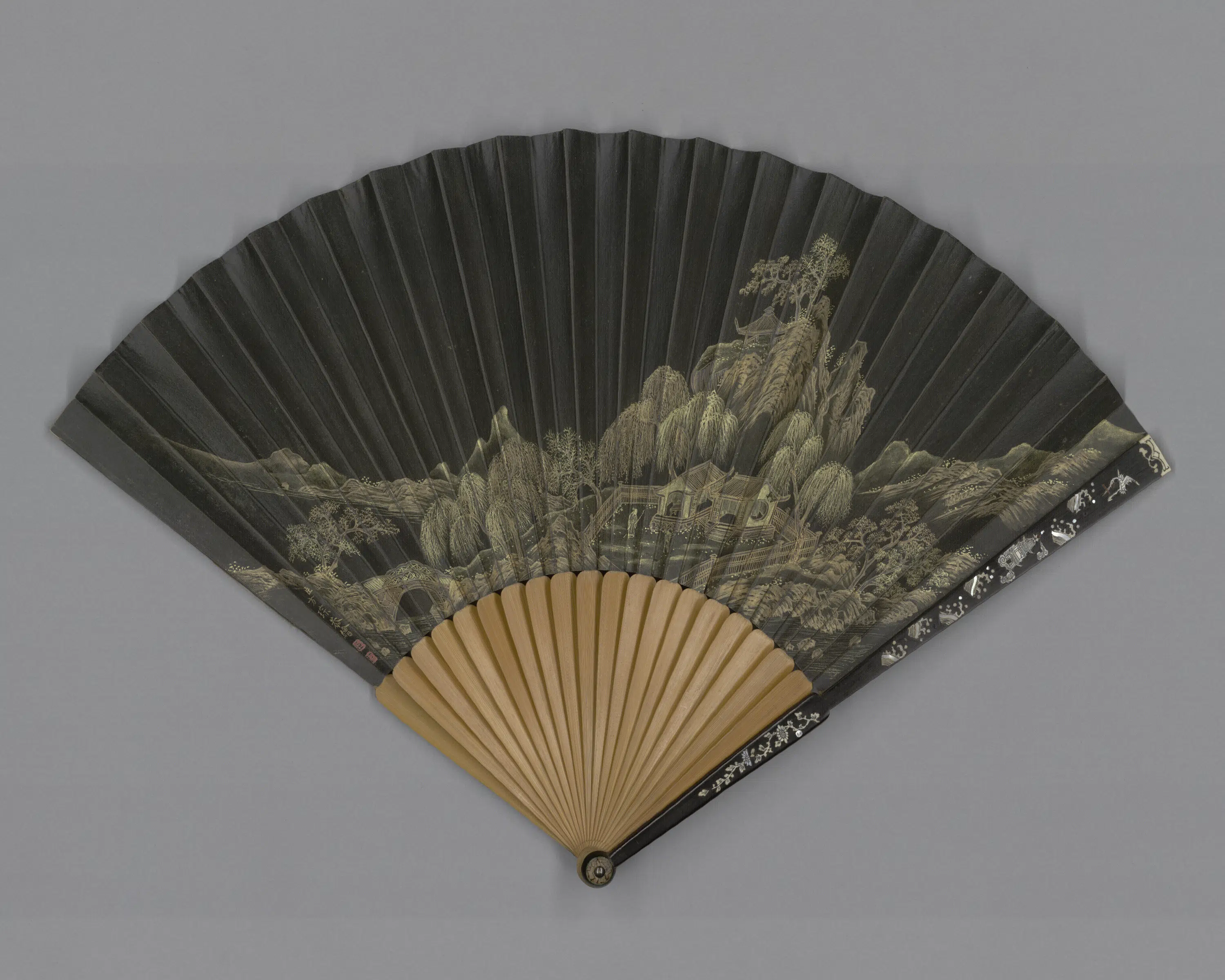 宋代【米芾】《方琮画山水董诰临米芾诗帖成扇》