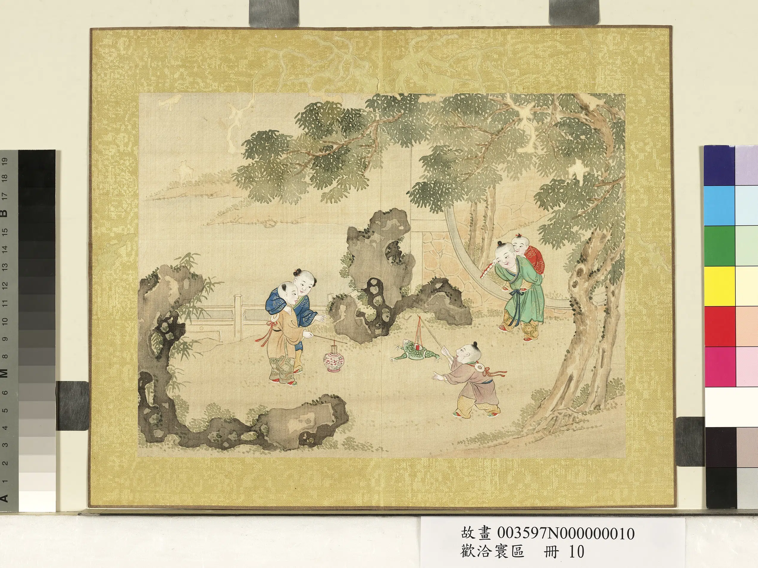 清朝【佚名】《欢洽寰区册-双灯会》