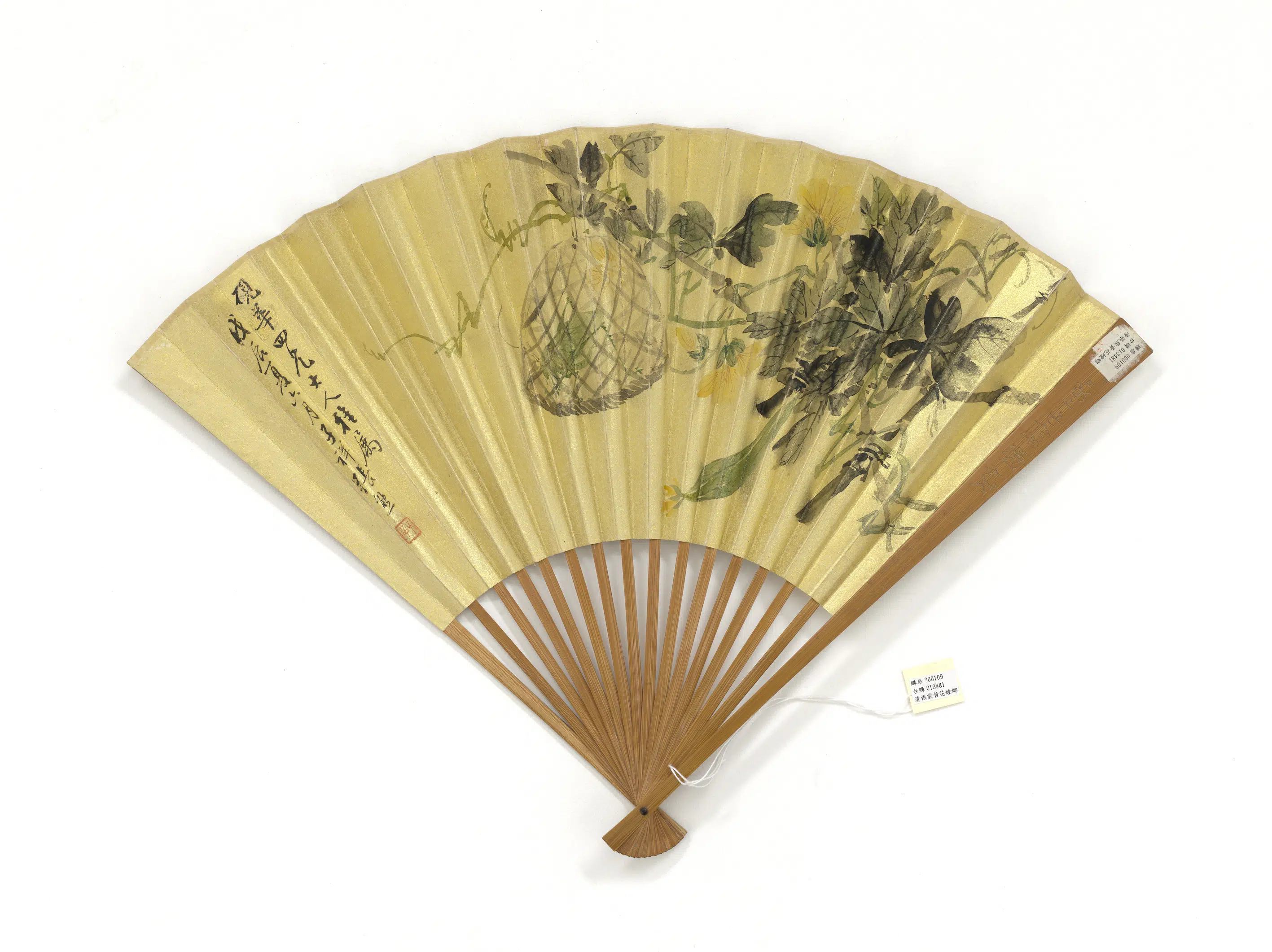 清代【张熊】《丝瓜螽斯陈纲桂花板栗-成扇》