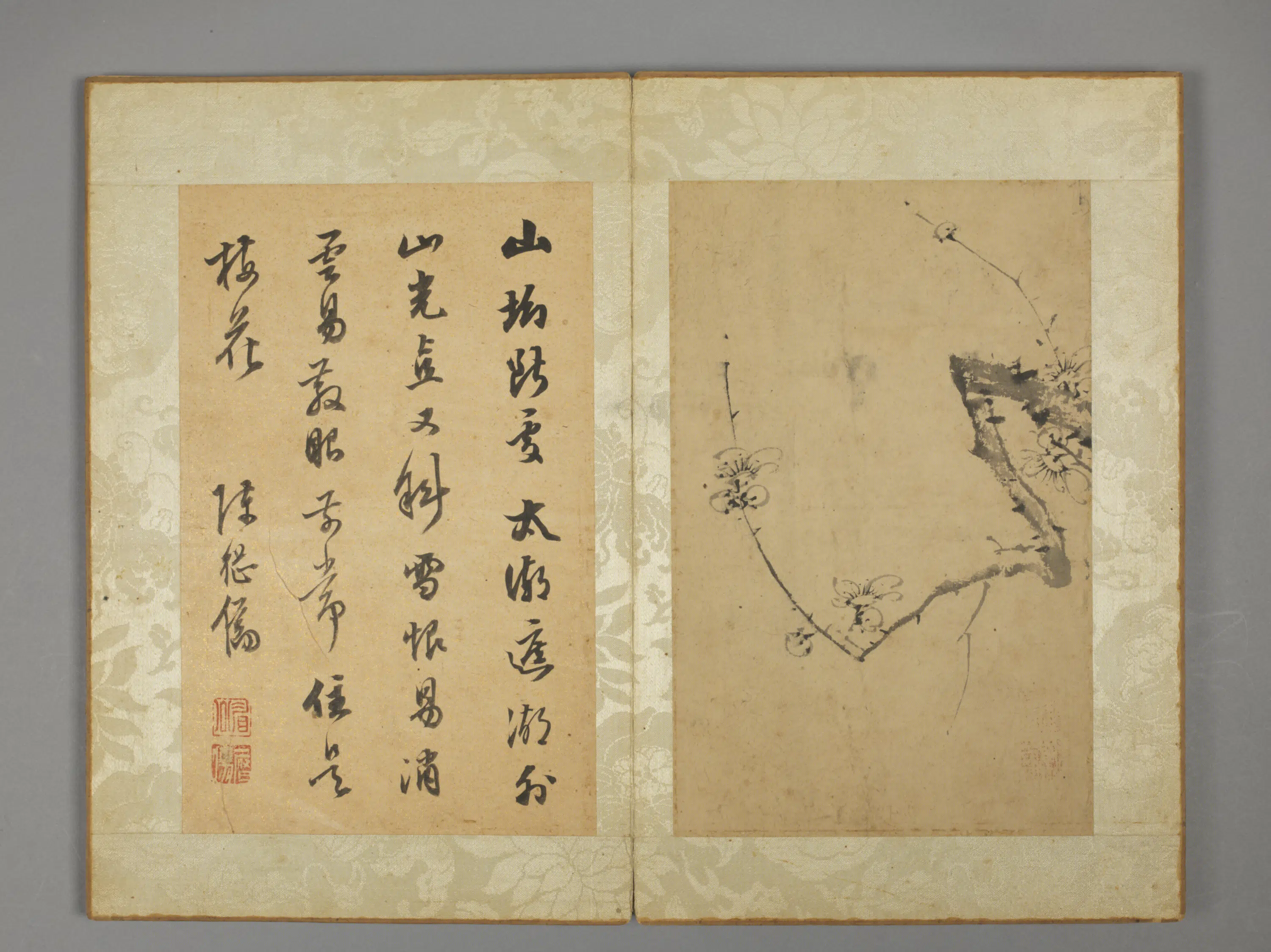 明朝【陈继儒】《梅花对题图册-7开》 第7张 明朝【陈继儒】《梅花对题图册-7开》 第7张