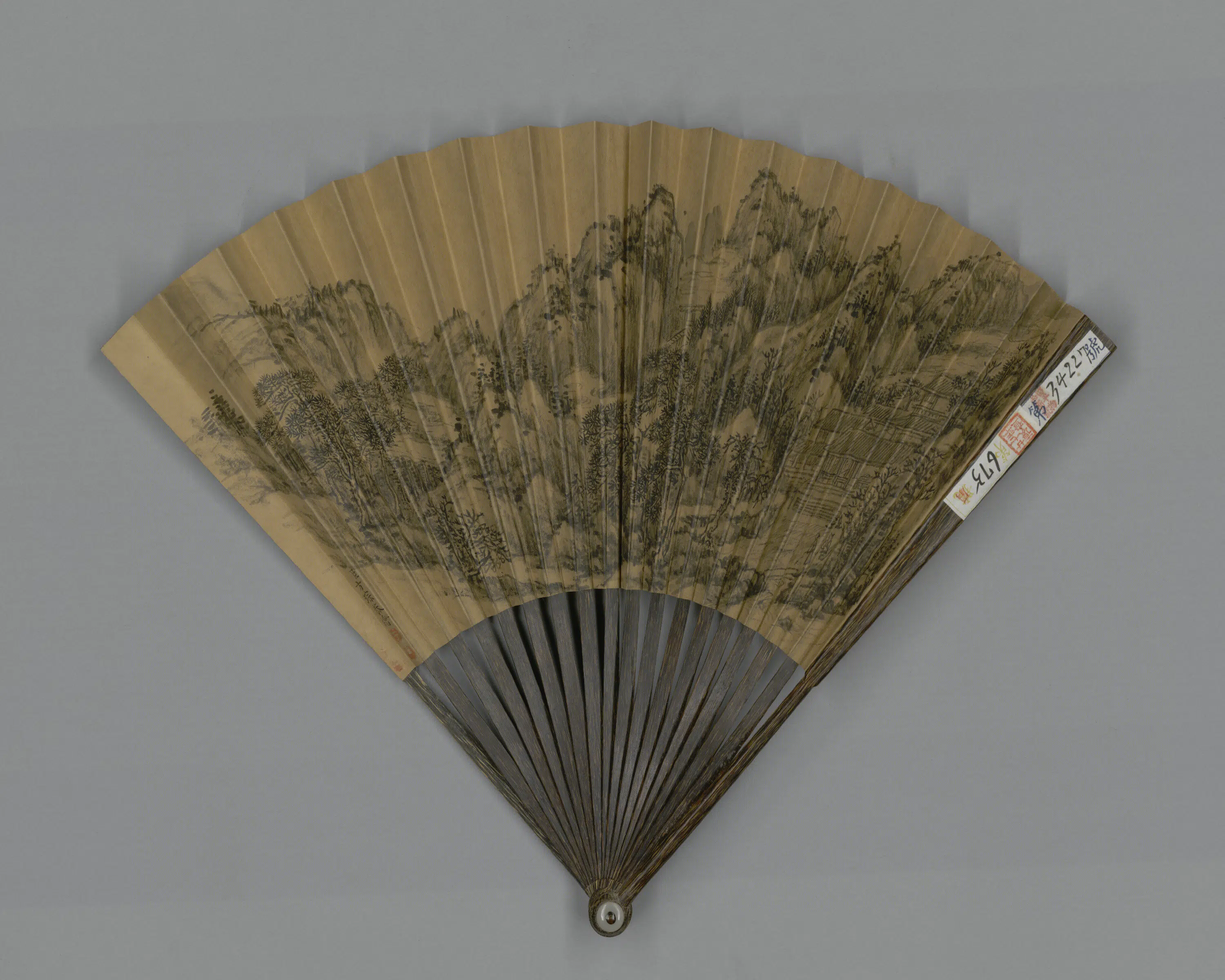 清代【方琮】《画山水嵇璜书再题惠山园八景诗成扇》