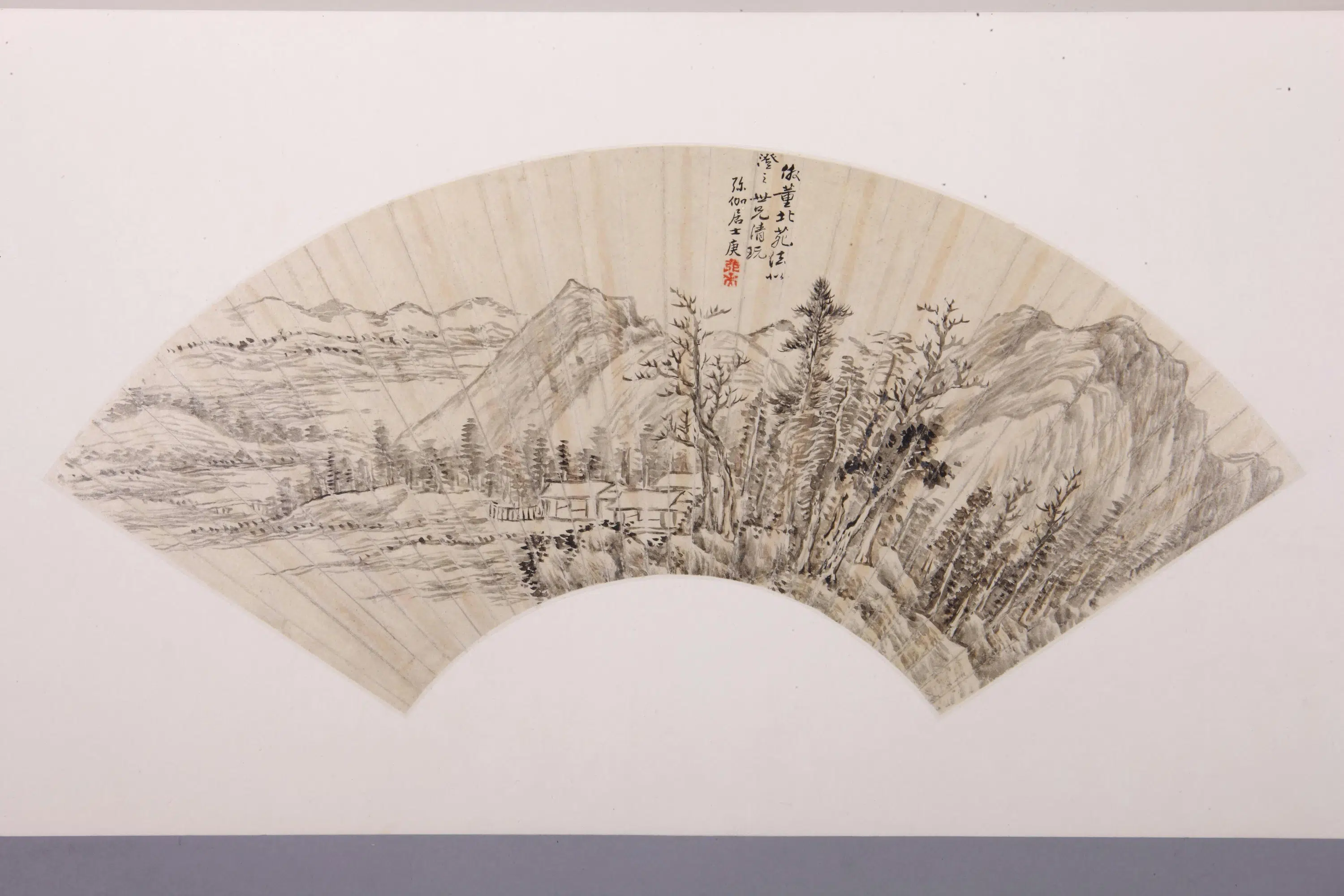 清代【张庚】《仿董源山水图扇页》