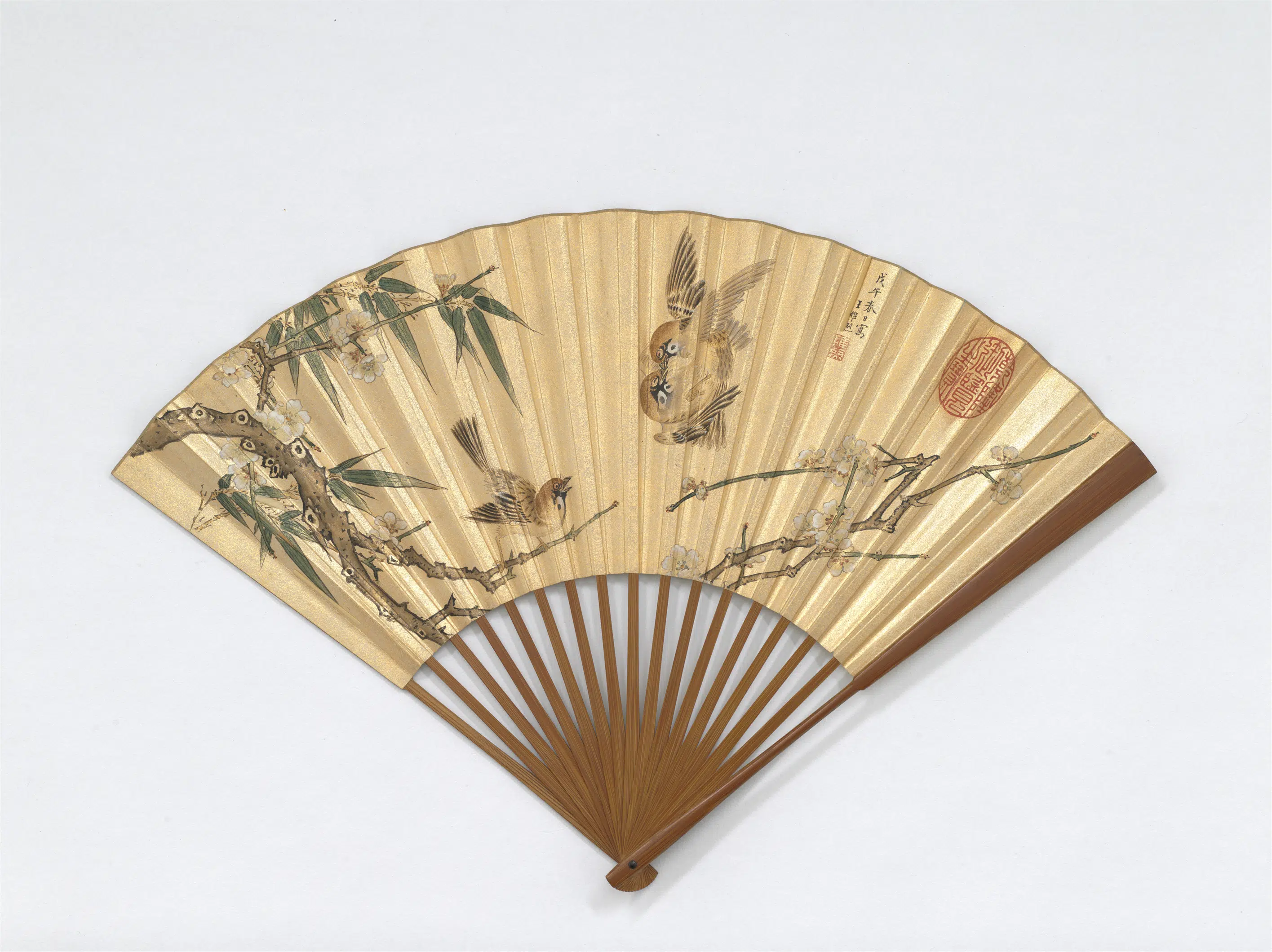 明朝【王维烈】《画梅花山鸟杜大绶书五言律葛应典书五言律-成扇》 第1张 明朝【王维烈】《画梅花山鸟杜大绶书五言律葛应典书五言律-成扇》 第1张