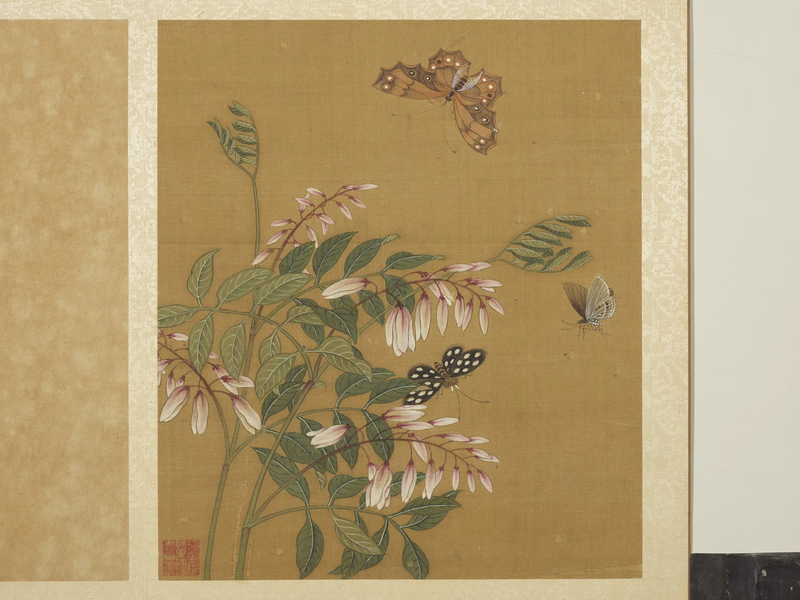 宋-元朝【钱选】《写生图册-花草蝶蛾-2》