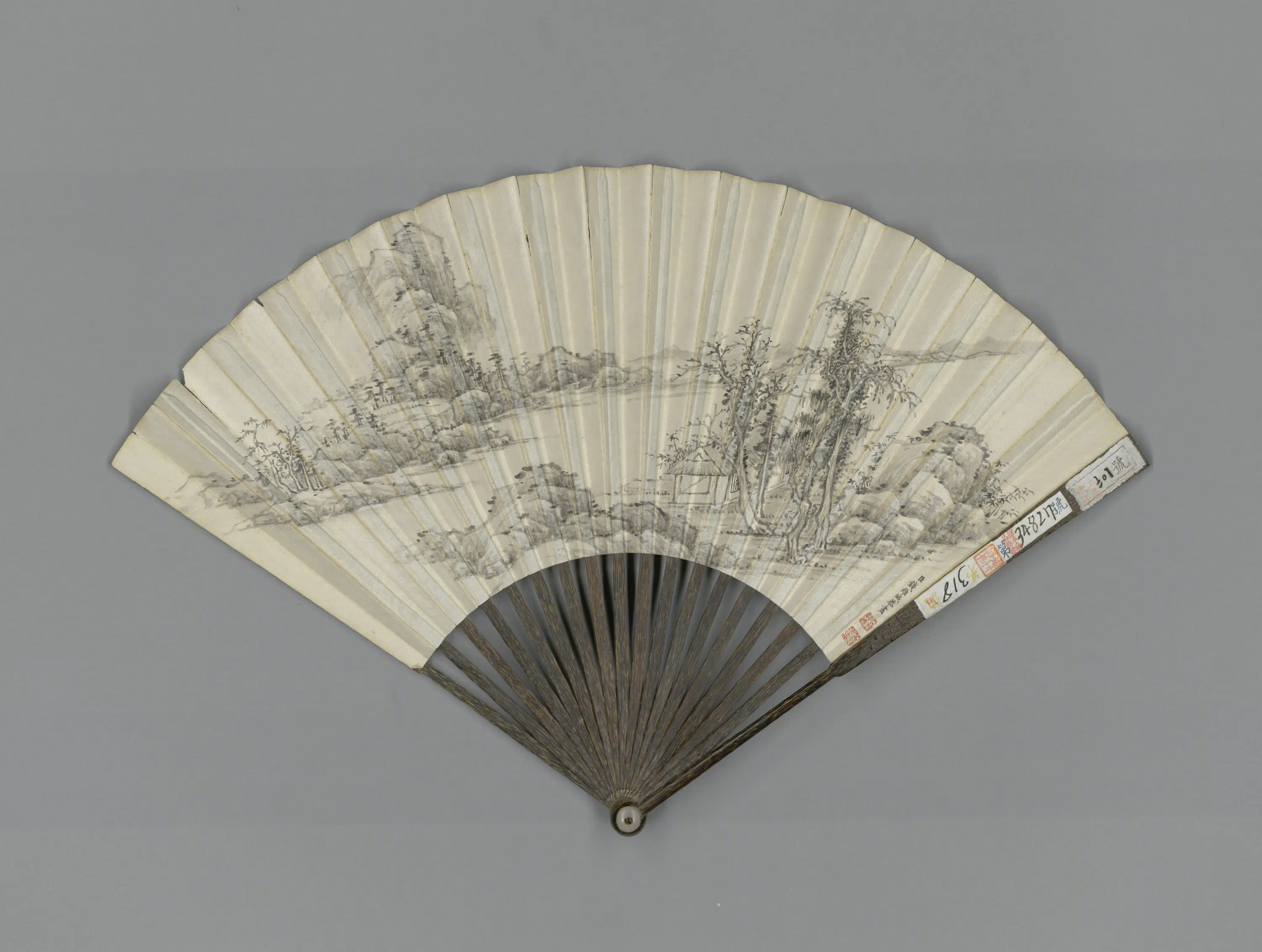 清代【钱维城】《画山水王燕绪书喜雨诗成扇》