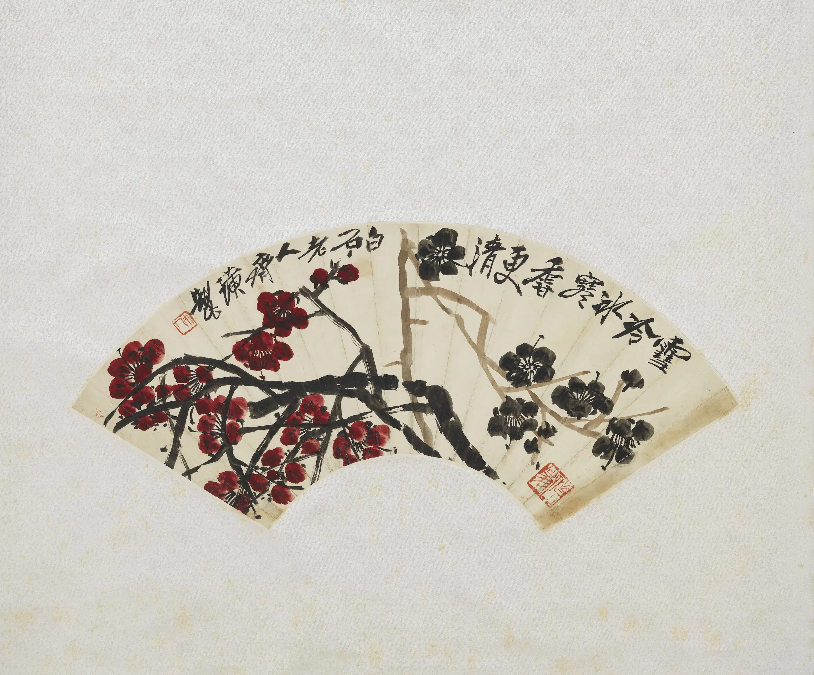 近现代【齐白石】《梅花扇面图轴》