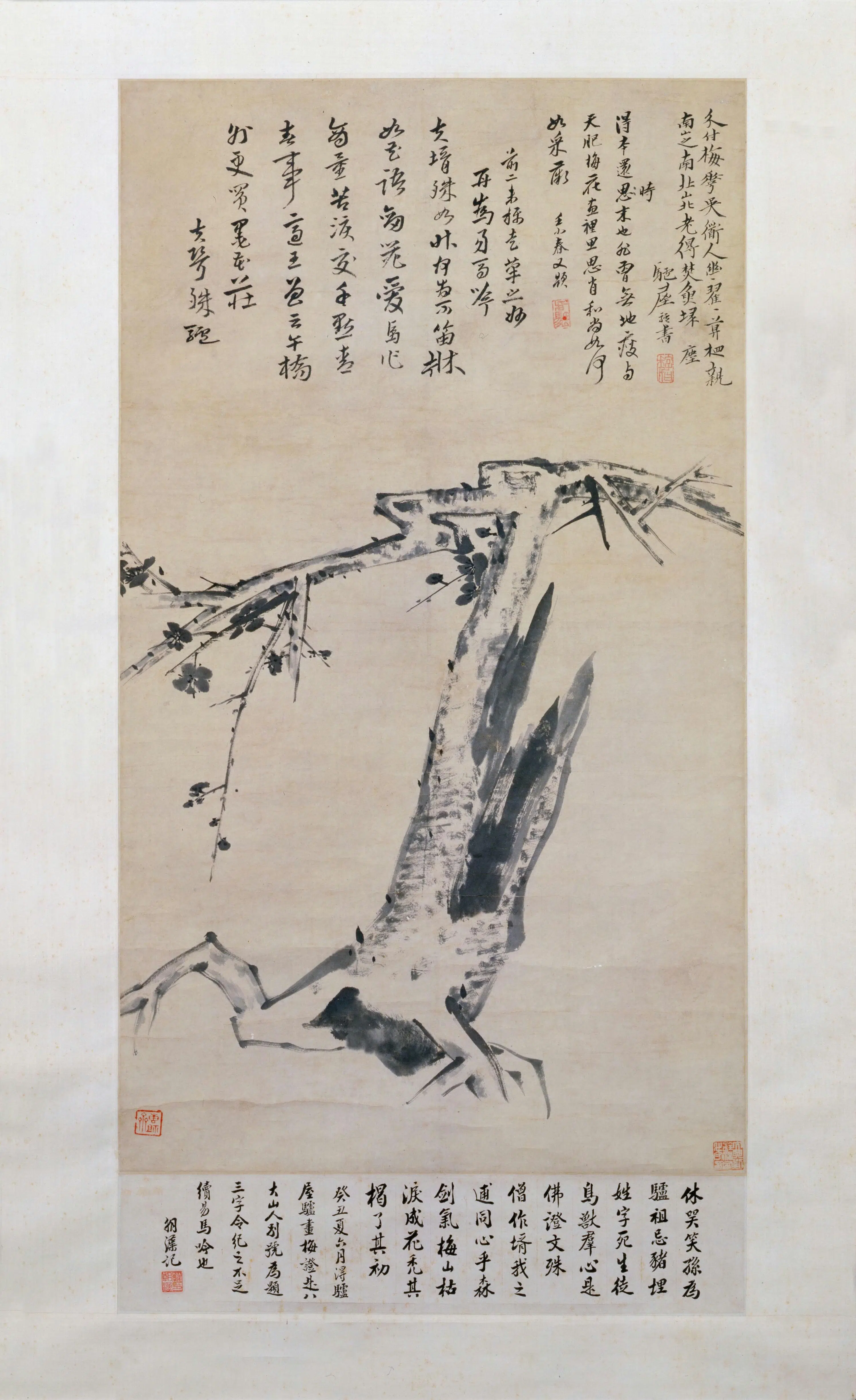 清代【朱耷】《古梅图轴》 第1张