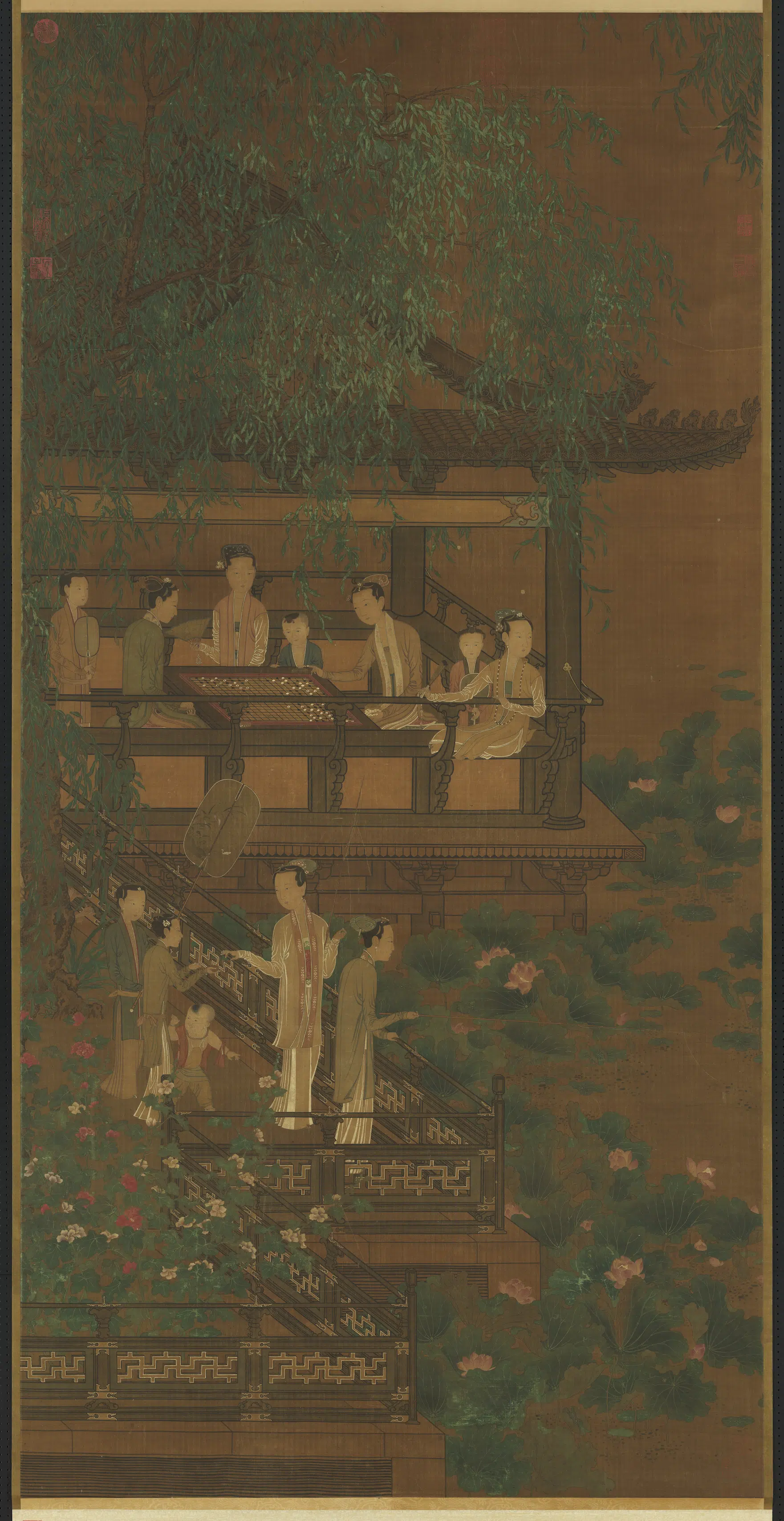 五代南唐【周文矩】《荷亭奕钓仕女图轴》