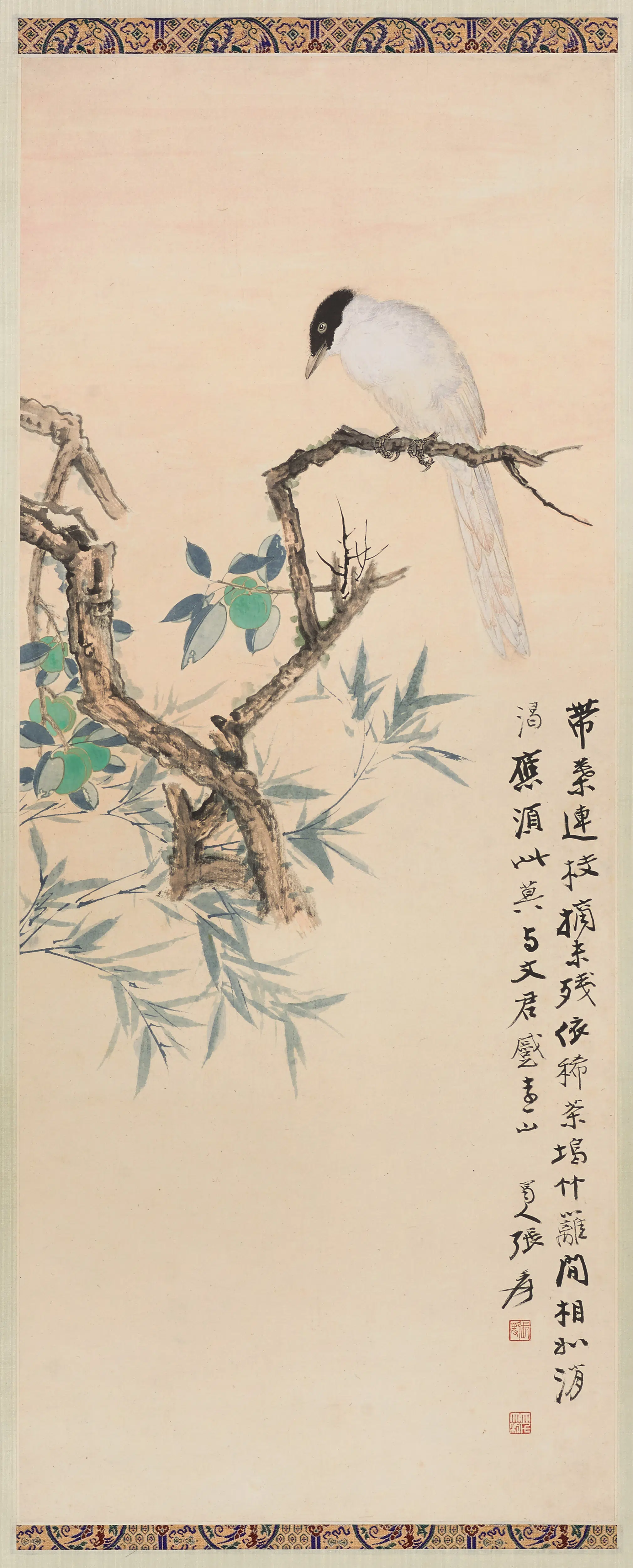 近现代【张大千】《青梅白羽图轴》