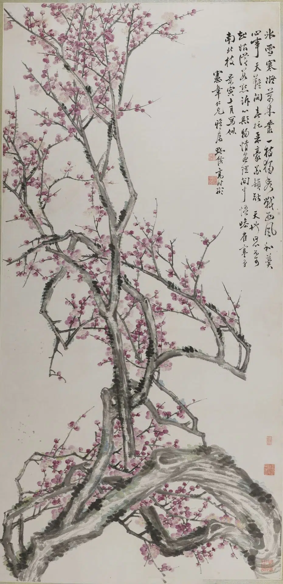 近现代【高野侯(高时显)】《梅花轴》 第1张 近现代【高野侯(高时显)】《梅花轴》 第1张