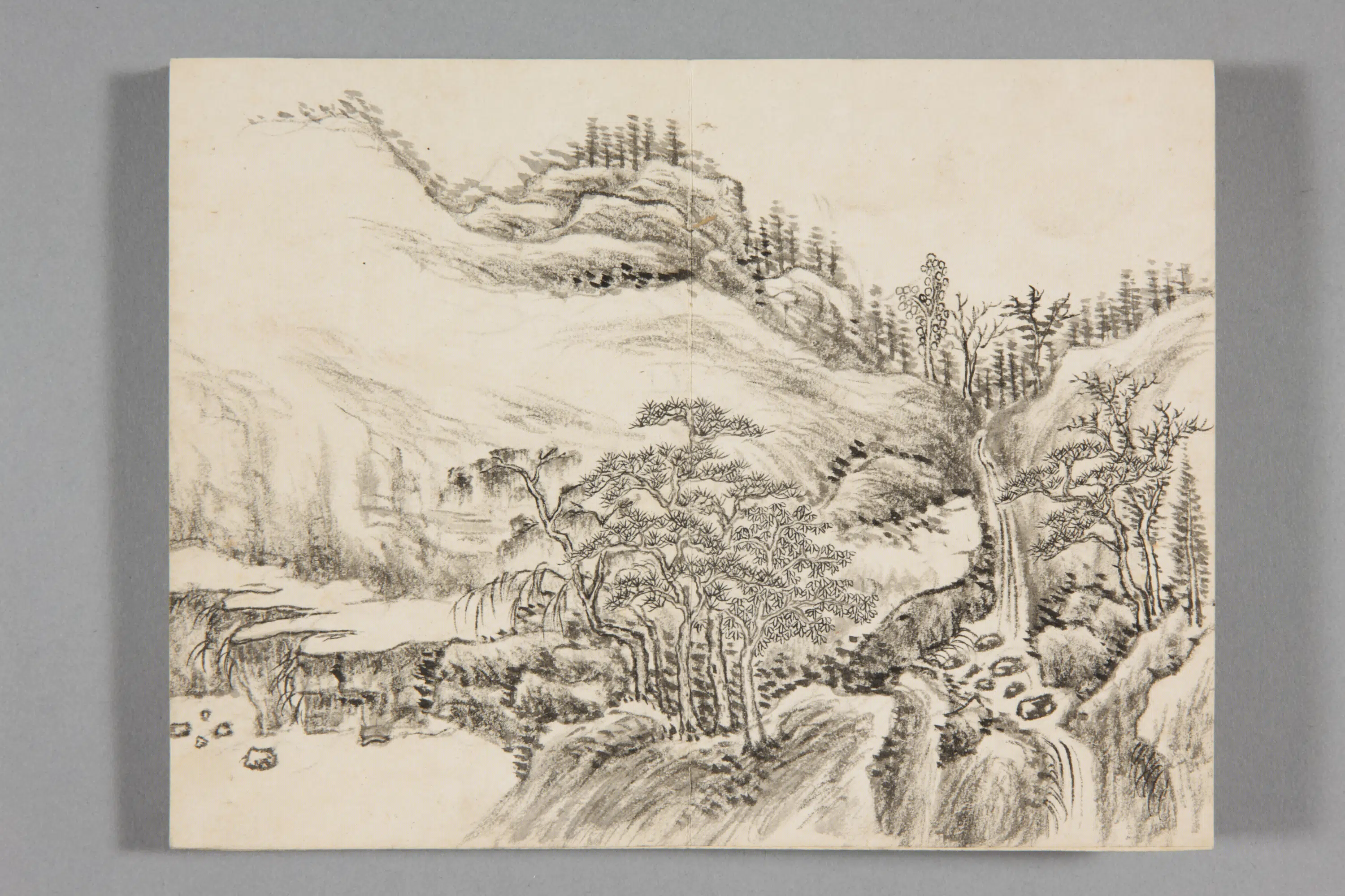 清代【董邦达】《山水册-2(8开)》 第7张 清代【董邦达】《山水册-2(8开)》 第7张
