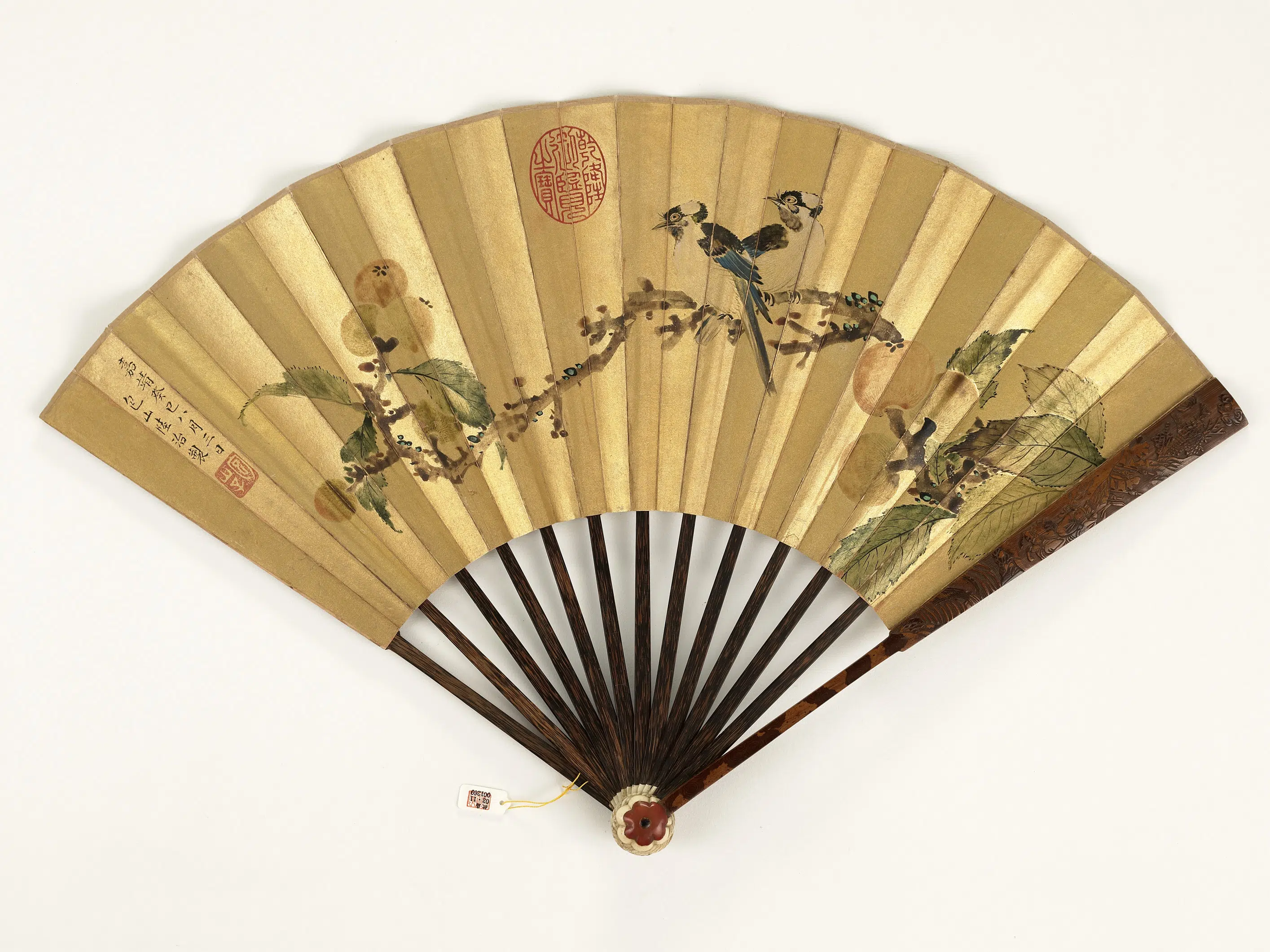 清代【爱新觉罗弘历-乾隆-清高宗】《乾隆御临苏轼净因院画记明陆治画花鸟-成扇》