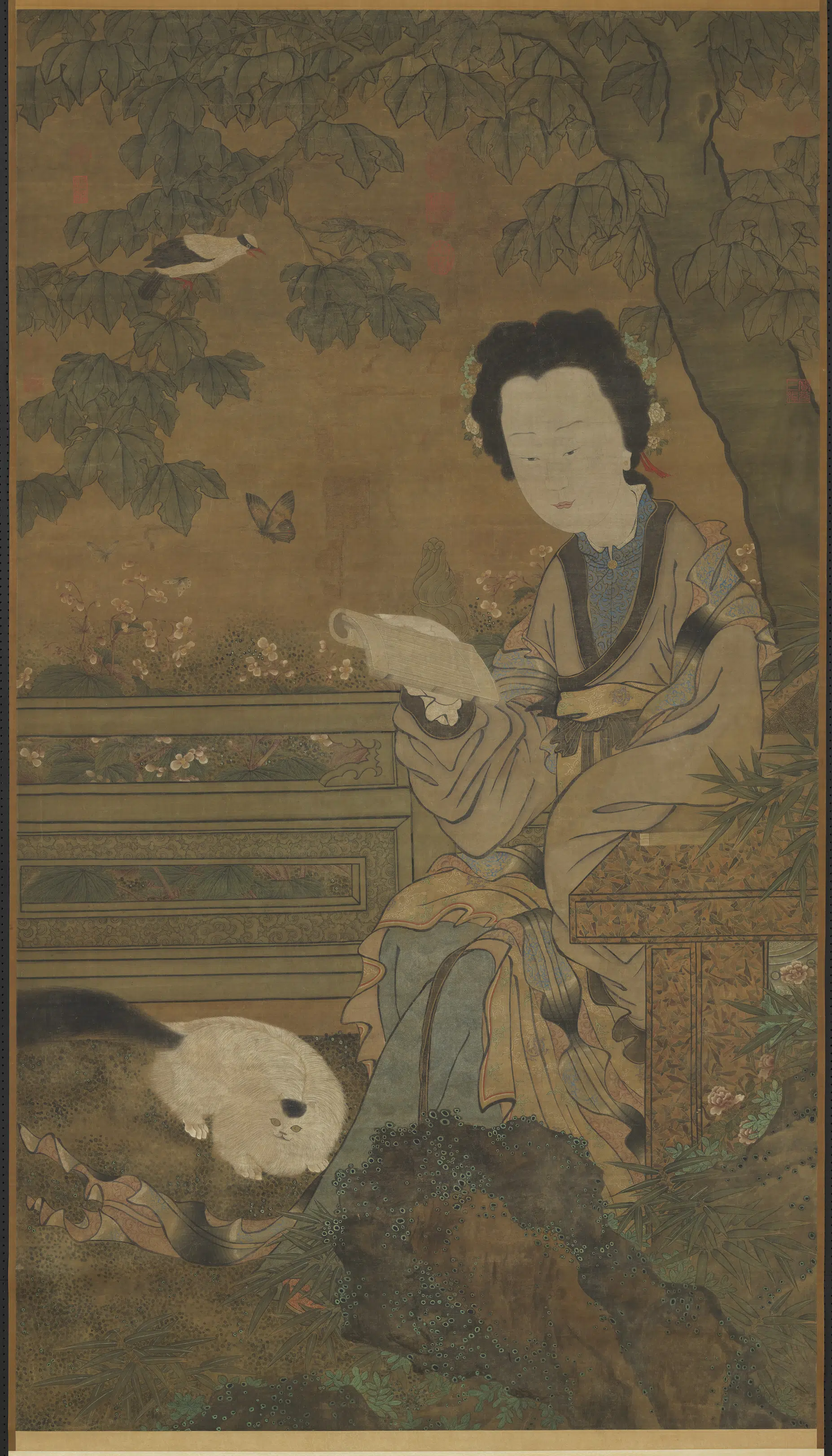 五代南唐【周文矩】《仕女图轴》