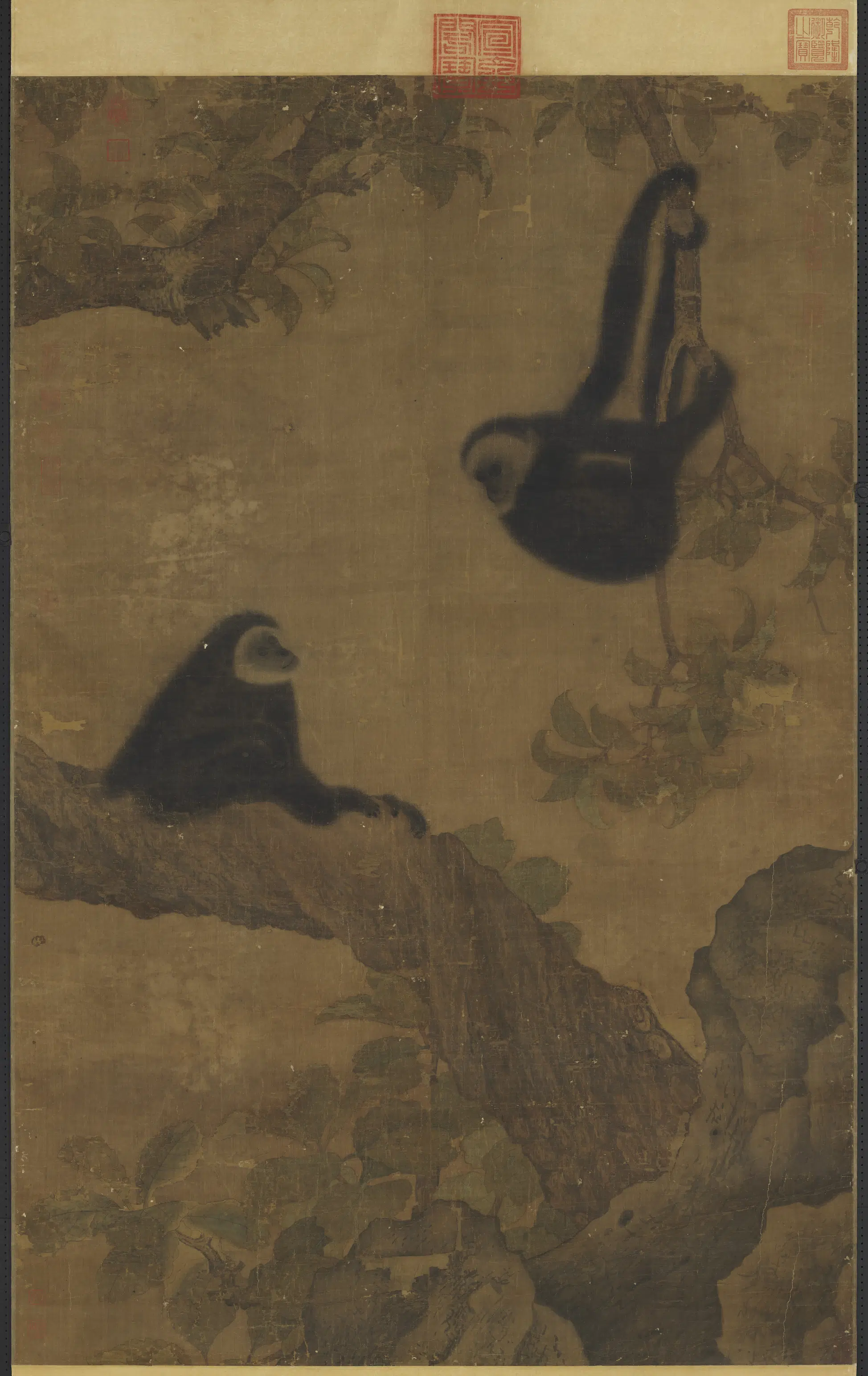 宋代《宋人枇杷猿戏图轴》