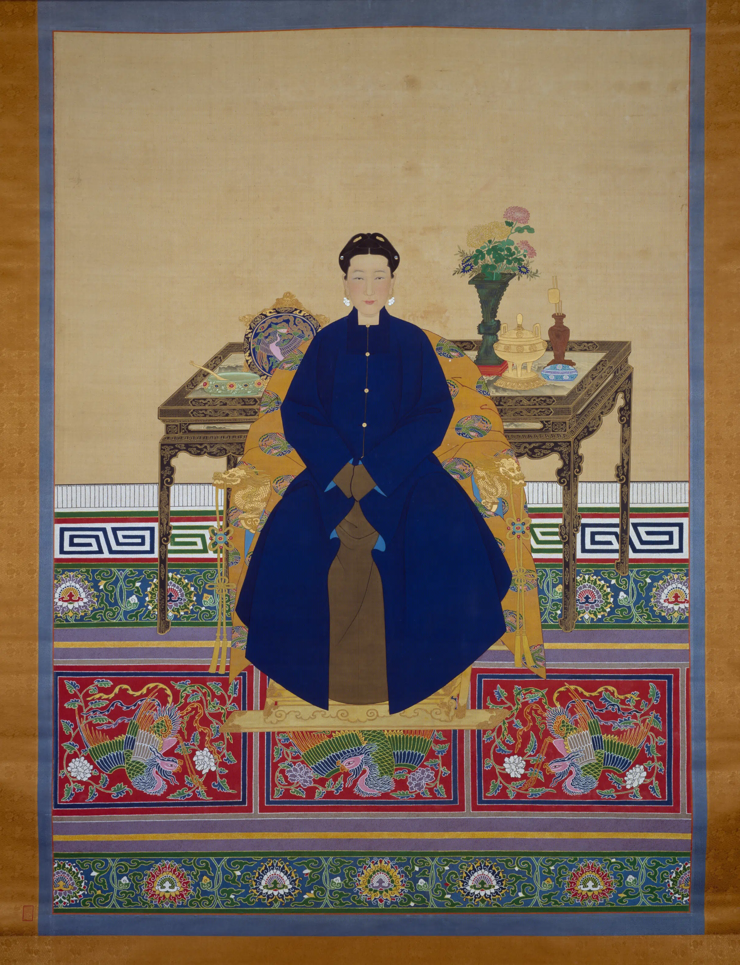 清代【清人】《画慧妃常服像轴》 第1张