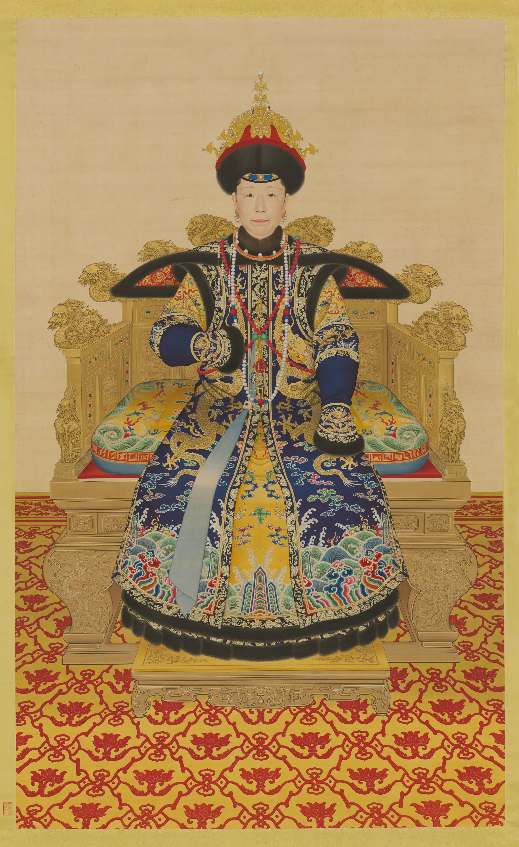 清代【郎世宁】《孝圣宪皇后朝服像》