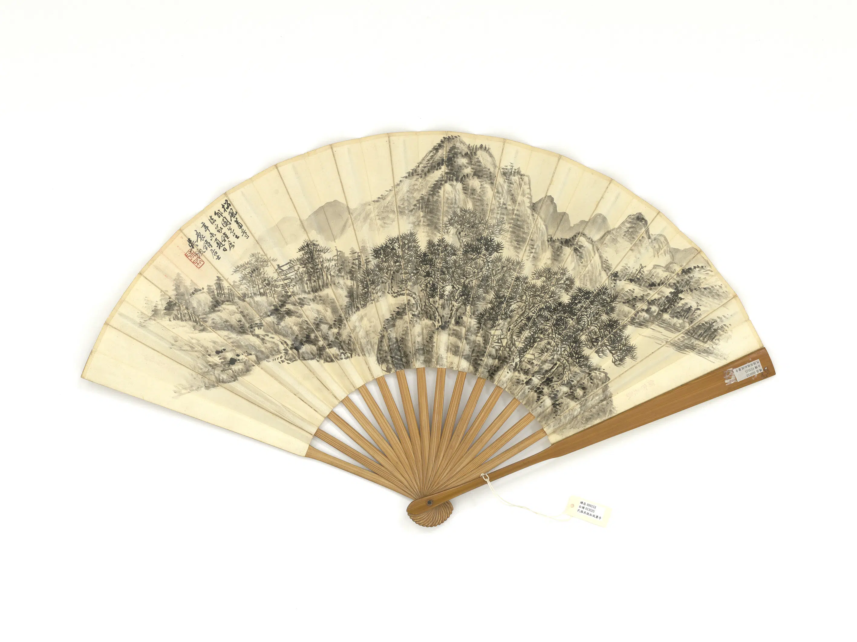 近现代【吴征】《松风萧寺朱孝臧书诗-成扇》