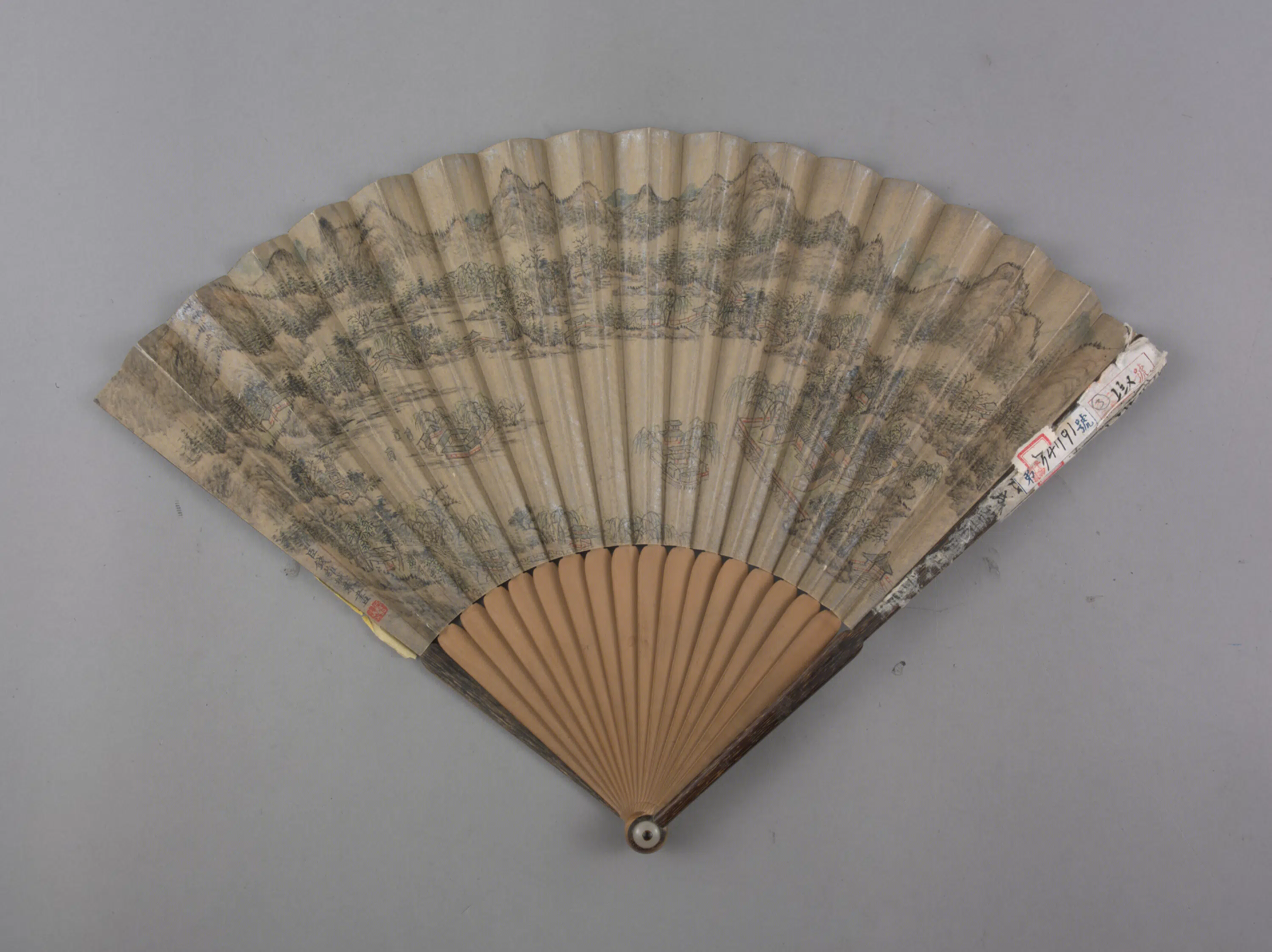 清代【钱维城】《画山水金德瑛书和东坡游西湖诗成扇》