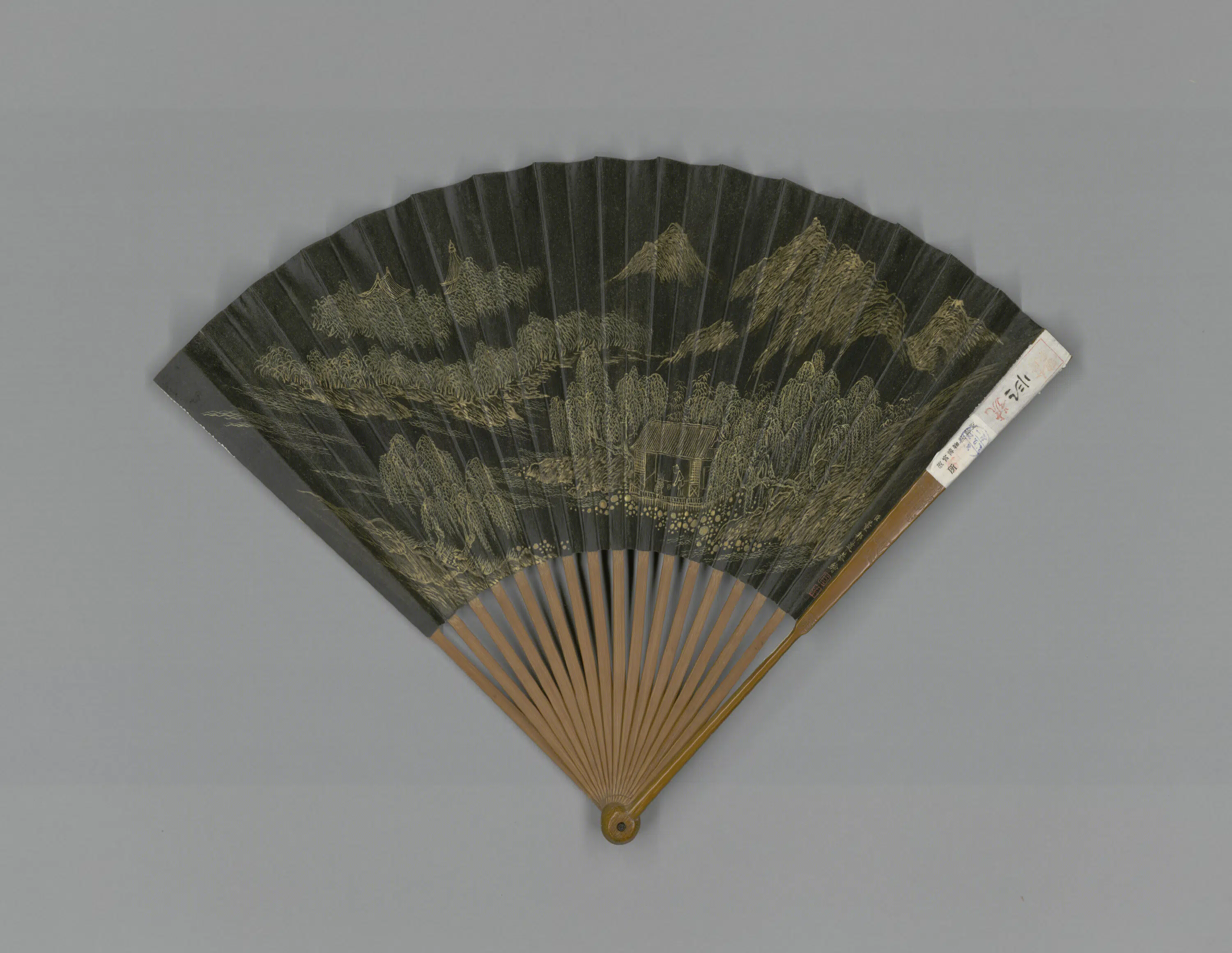 清代【董邦达】《画山水钱陈群书荷露烹茶诗成扇》