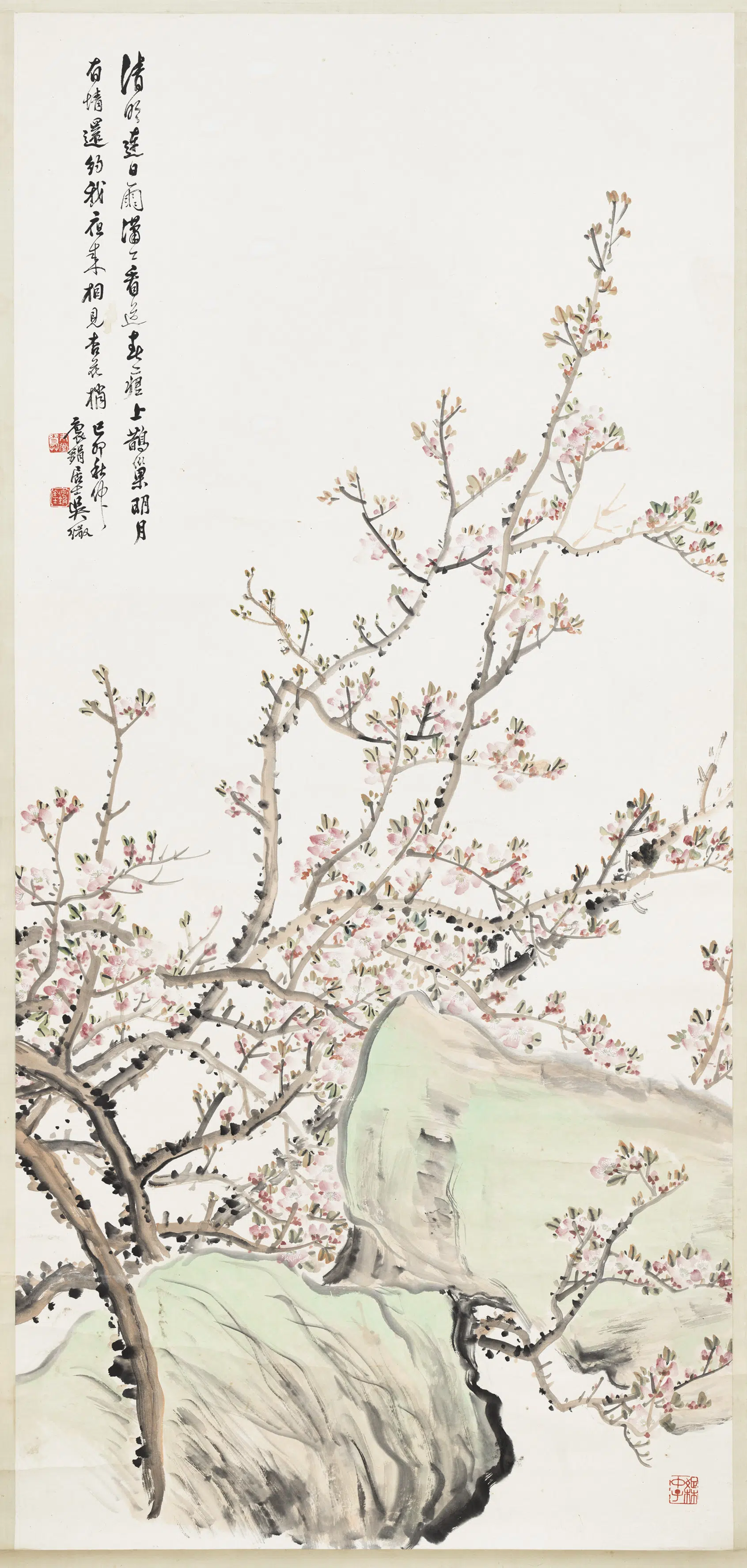 近现代【吴征】《吴征杏花图真迹图轴》