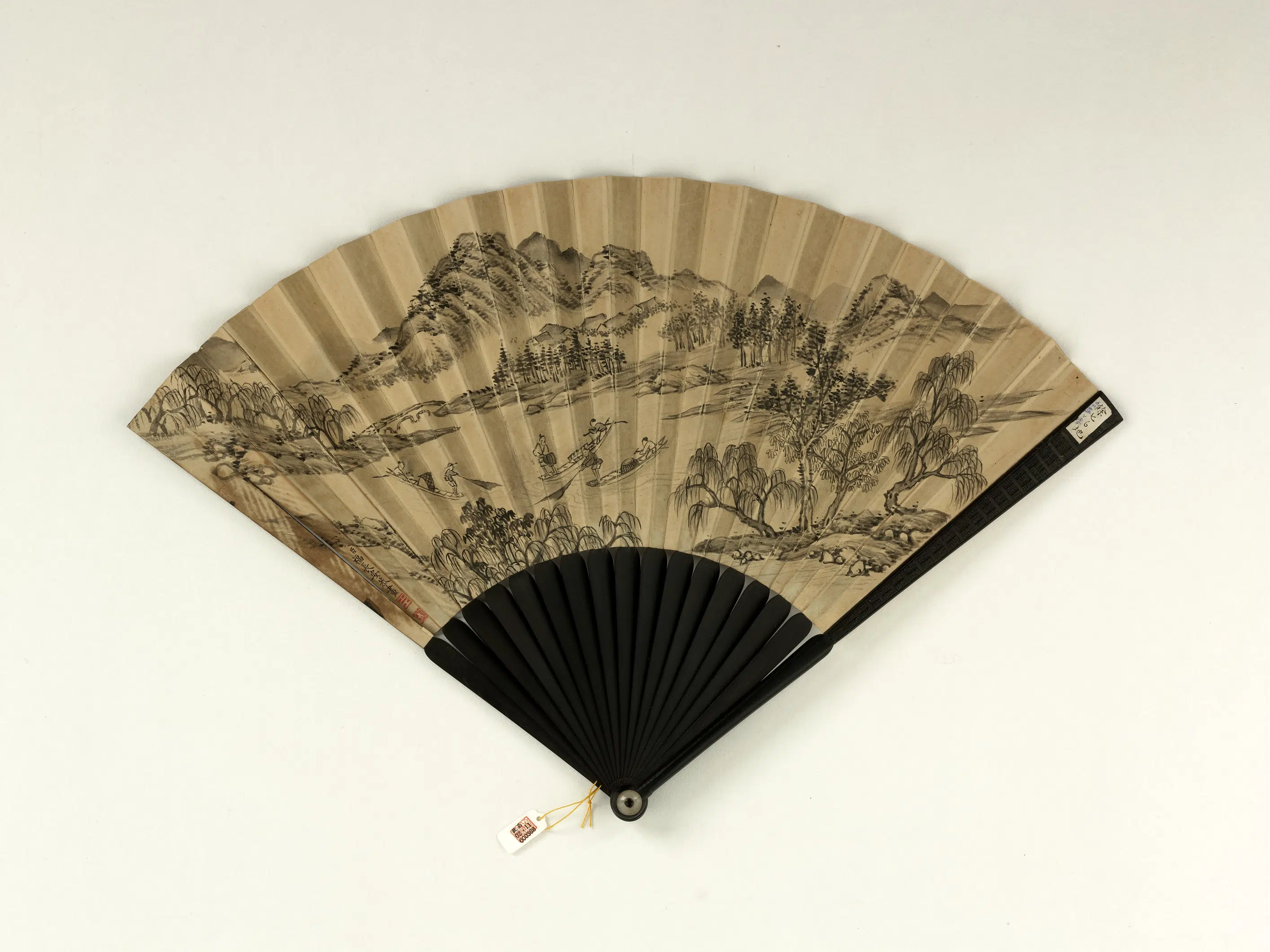 清代【爱新觉罗颙(永)琰-嘉庆仁宗皇帝】《永琰书乾隆御题方琮山水八帧福长安画山水-成扇》