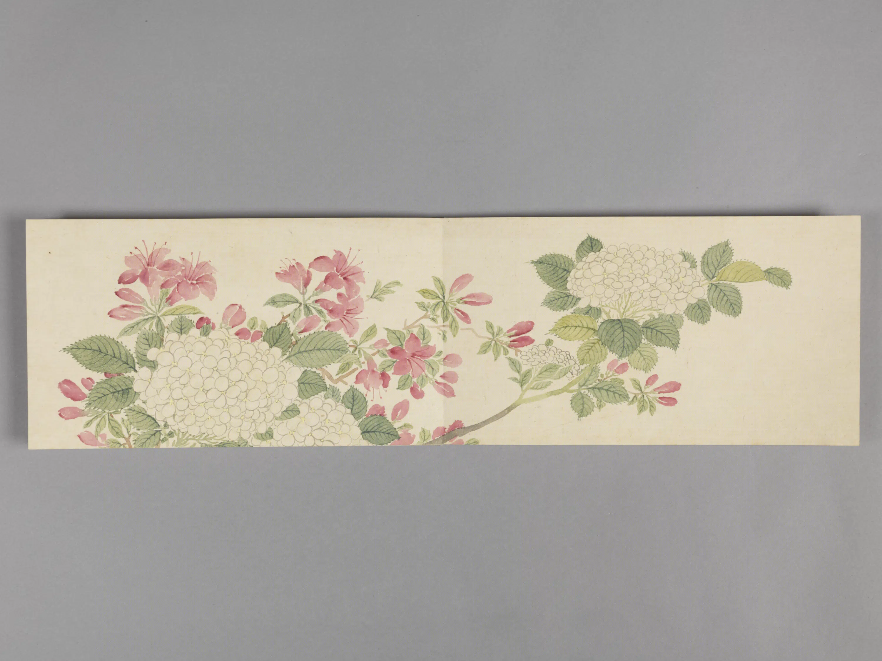 清代【董诰】《花卉册-1（8开）》 第2张